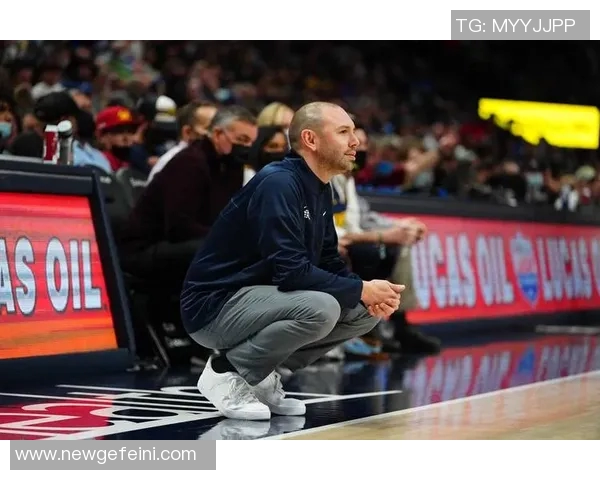 小阿德尔曼赞库里最后时刻三分绝技无人能及的精彩表现