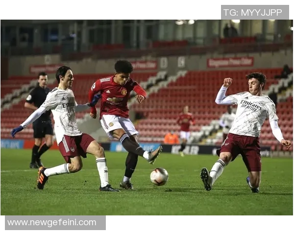 迪班萨首秀闪耀赛季启动夜贡献9分5助展现出色状态