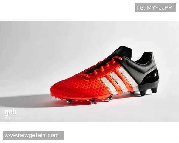 内维尔揭秘小贝与阿迪合作背后的故事及猎鹰球鞋的缘起 内维尔揭秘小贝与阿迪合作背后的故事及猎鹰球鞋的缘起