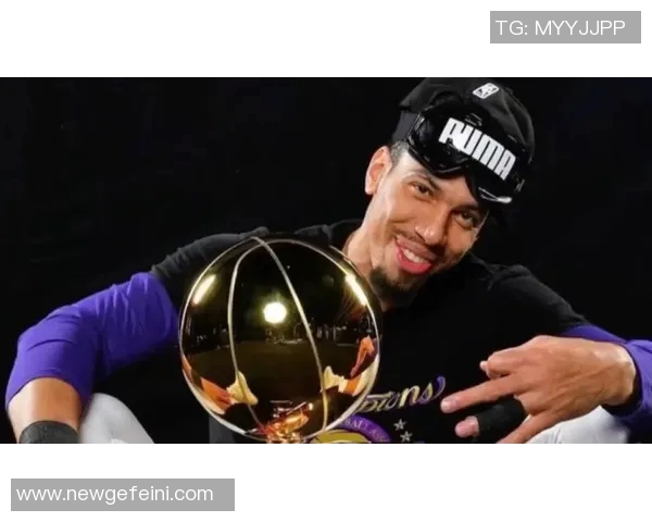 三冠王丹尼格林宣布退役回顾三队三冠的辉煌历程